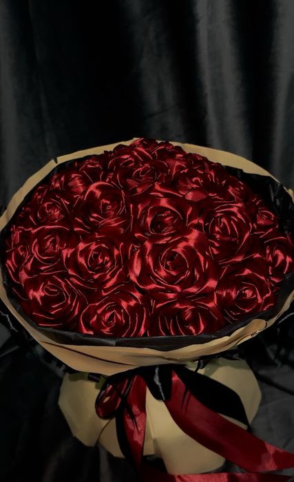 Букет ленточных роз