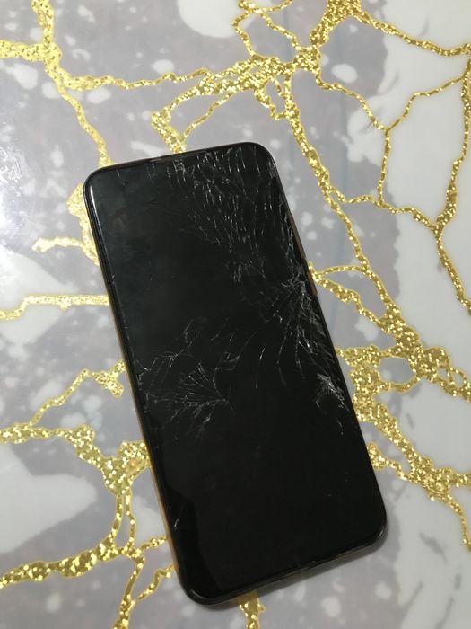 телефон Huawei