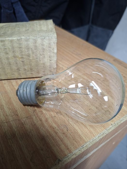 ПРОДАМ Лампочки 12V