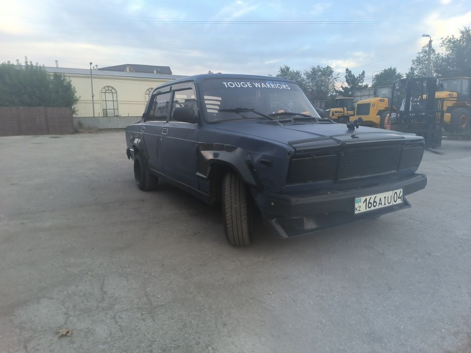 Продам машину ваз 2107