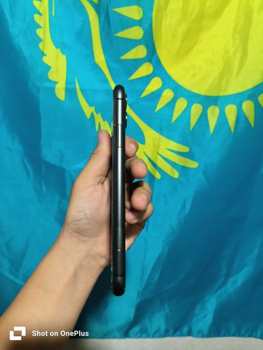 Продам iPhone 11