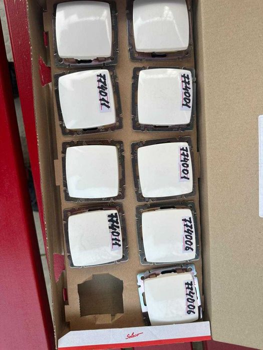 Разетки включатели