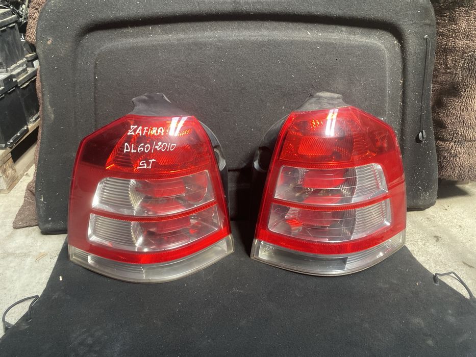 Tripla-Triple Opel Zafira B Facelift 2010 Stop/Lampa