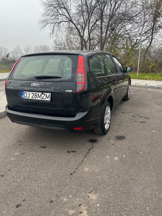 Ford Focus 1.6 2300 negociabil