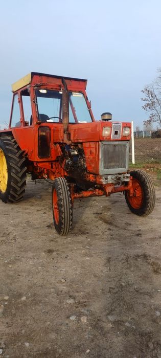 Vand tractor  u650!!
