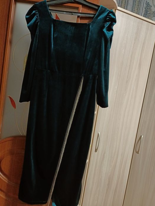 Продам красивое платье