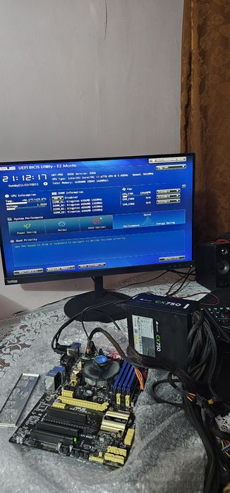 Sursa Corsair Builder Series CX750 80 PLUS Bronze la 260 ron