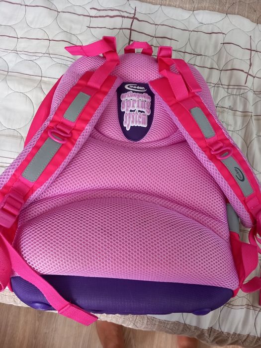 Ергономични ученически раници за момиче 1-3 клас