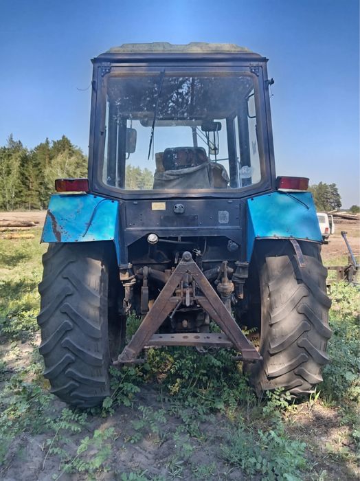 Продам трактор 892