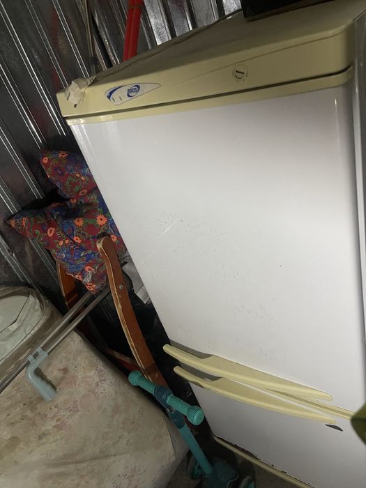 Продам холрдильник Срочно !
