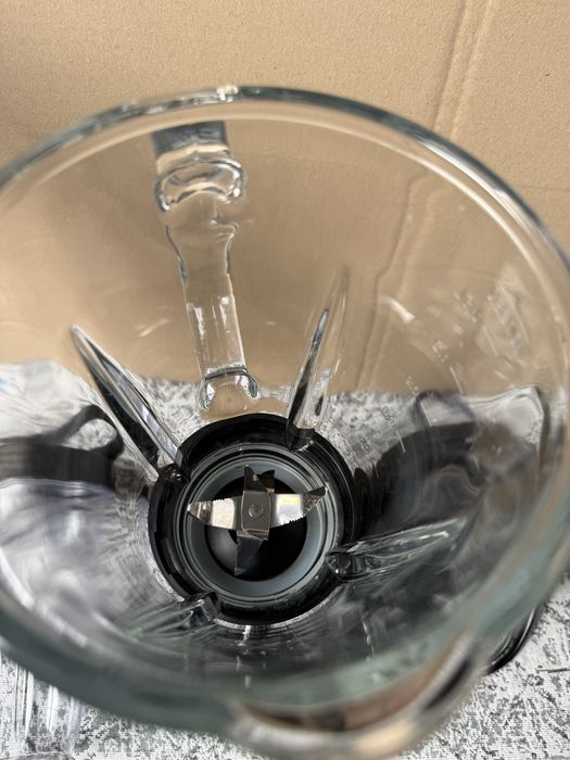 Блендер Teesa TSA3549