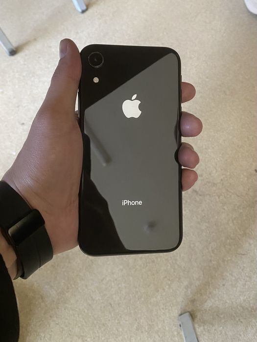 IPhone XR срочно продам