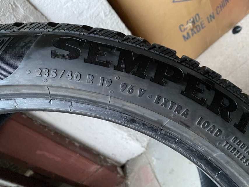 235/40/19 ЗИМНИ Semperit Speed Grip 3 DOT2020