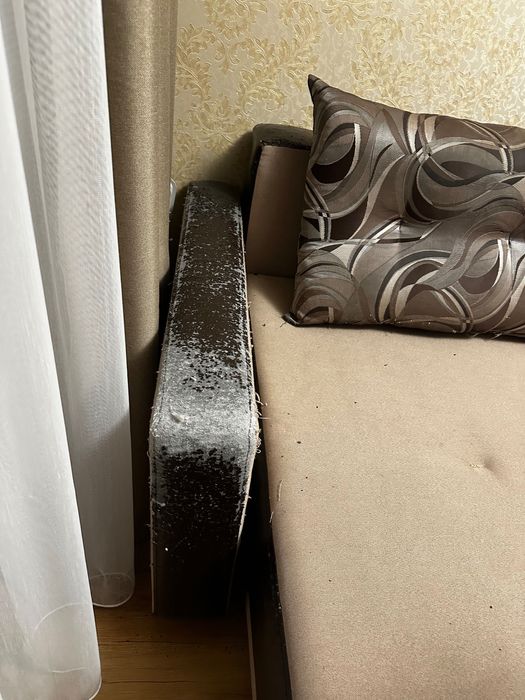 Диван трехместный, угловой