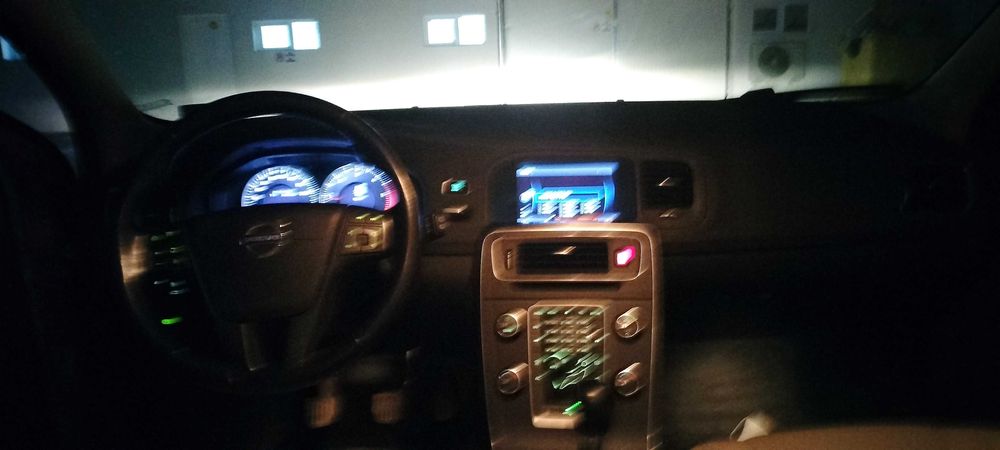 Vand masina Volvo v60