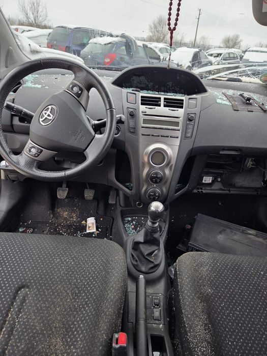 Тойота Ярис / Тоyota Yaris 1.33i
