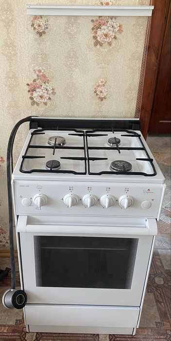 Продам газовую плиту Дарина
