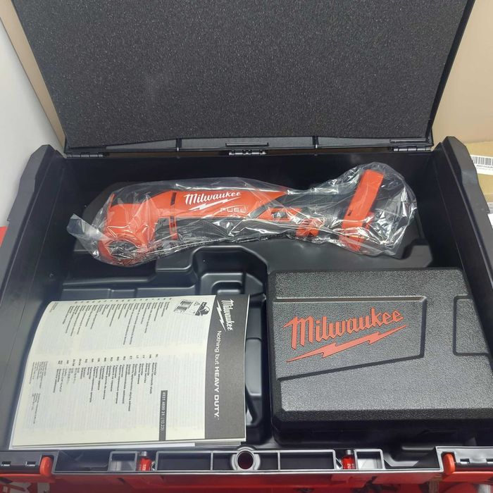 Акумулаторен мултитул Milwaukee  M18 FMT-0X
