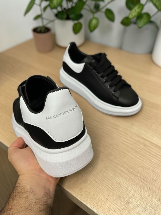 Alexander Mqueen unisex colet cu VERIFICARE