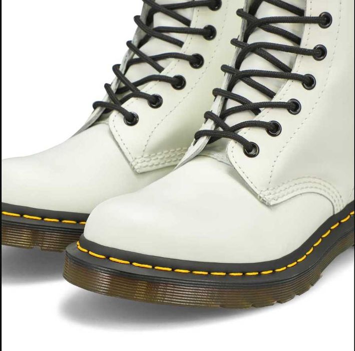 Настоящие мартенсы, р-р 40-41, (Dr Martens Original), 100% кожа, белые