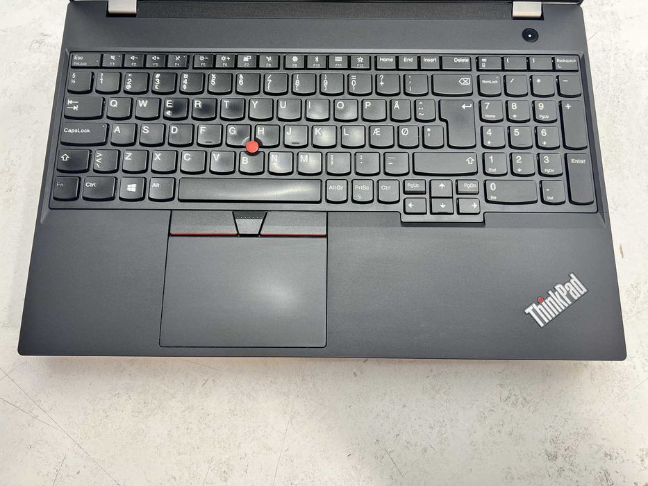 Реновиран лаптоп Lenovo ThinkPad T590 15.6" i7-8665U 16GB 510GB NVMe GeForce MX250 батерия 225 мин