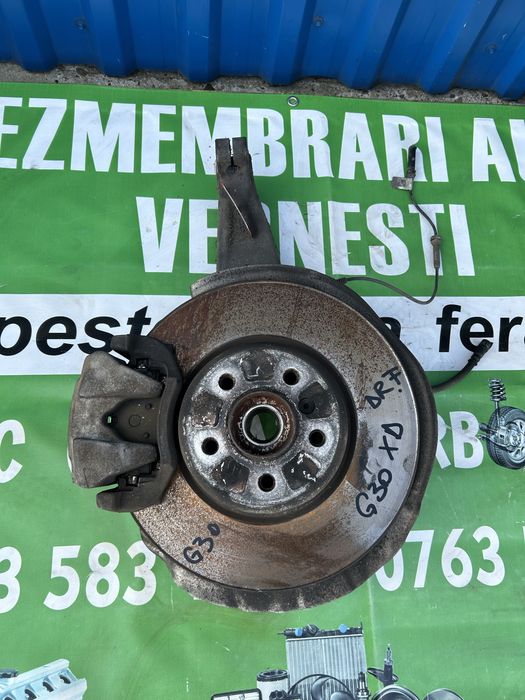 Fuzetă dreapta față BMW G30 2.0 d XDrive