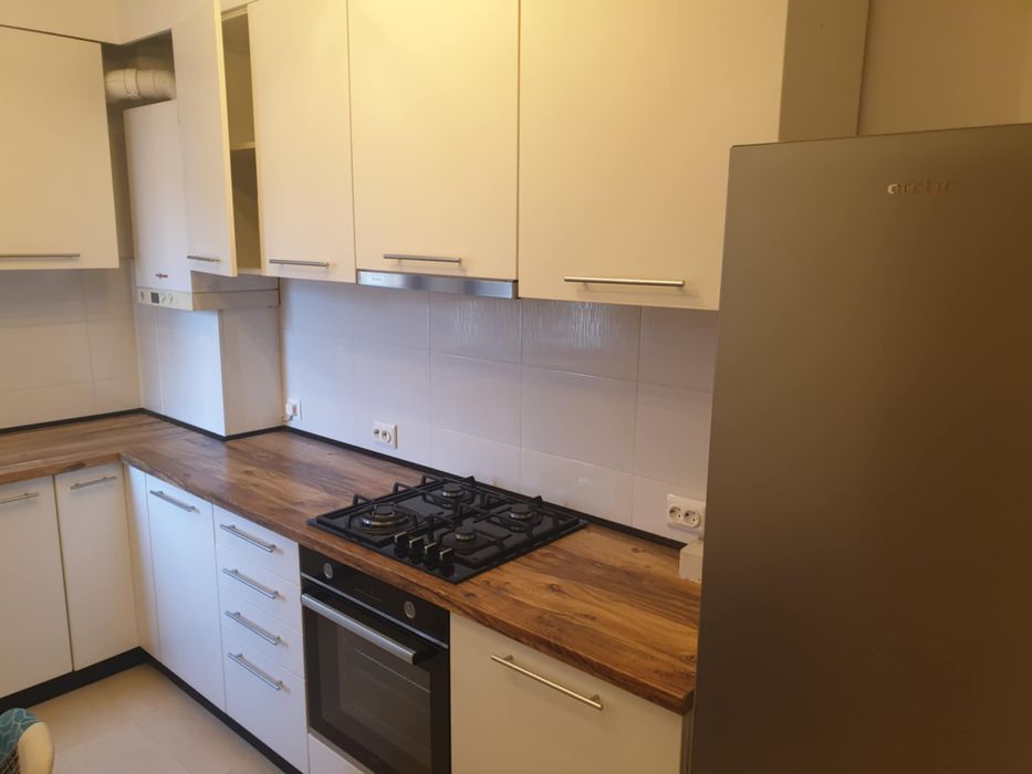 Apartament 3 camere decomandat de inchiriat