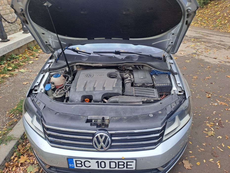 VOLKSWAGEN Passat 2012 — imagine 3