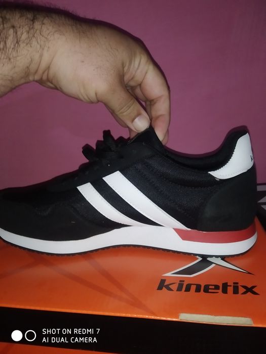 Мужские кроссовки Kinetix производство Турция 43 размер