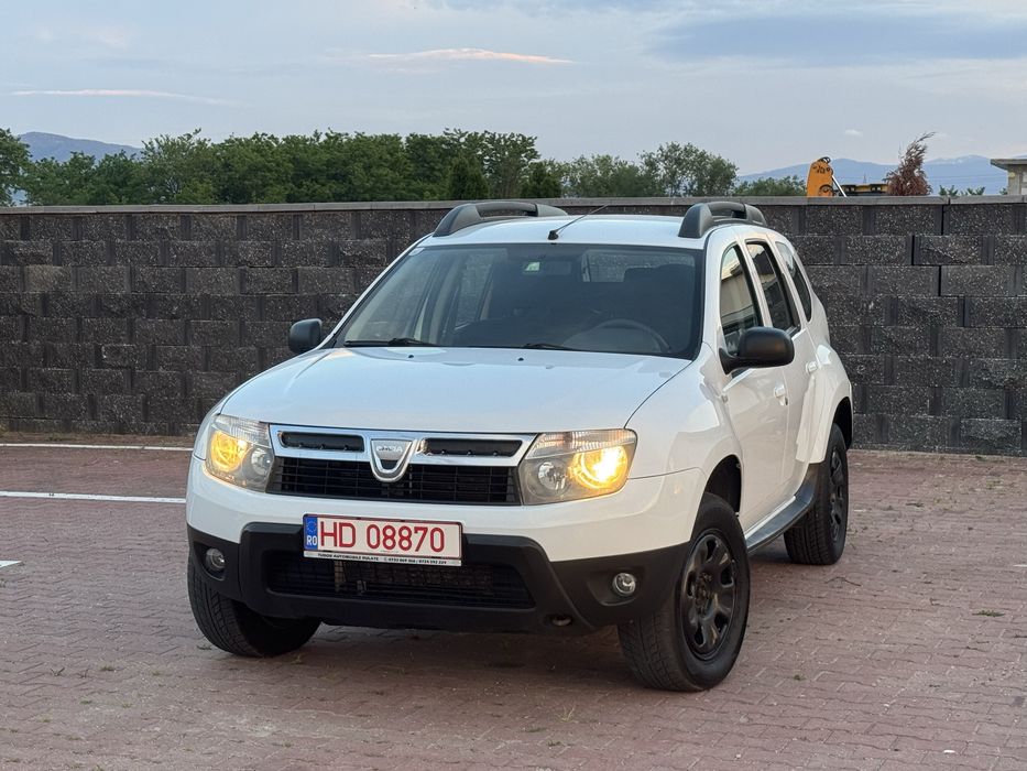 DACIA Duster 2010 — imagine 3