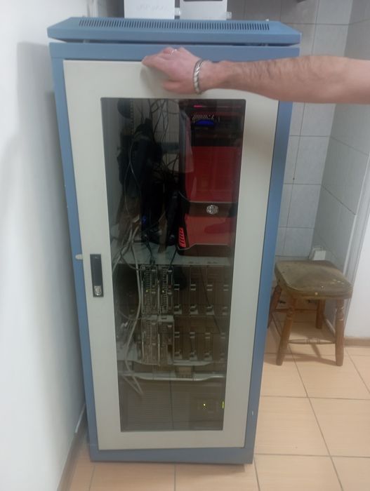 Сервер с источником бп