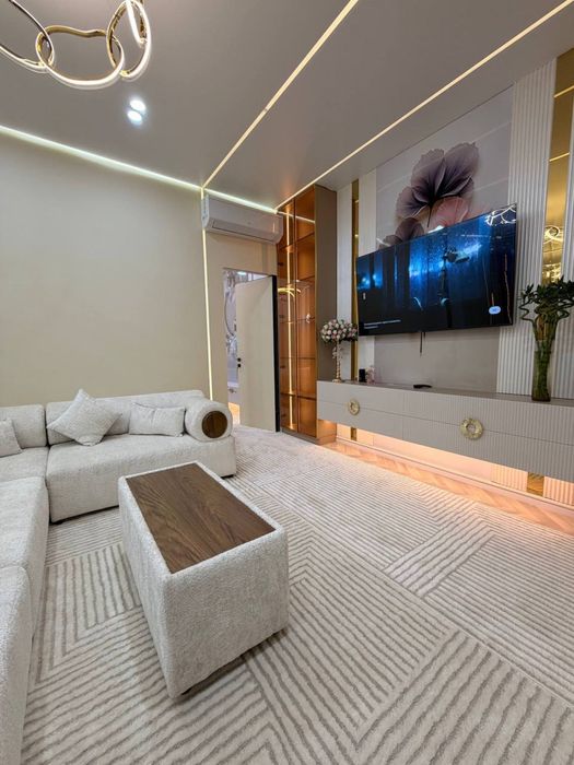 N6172 Mirzo Ulugbek tumani Maksim Gorkiy J/K Silk Way 4/3/11