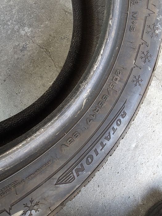 205/55/17 DUNLOP 4БР