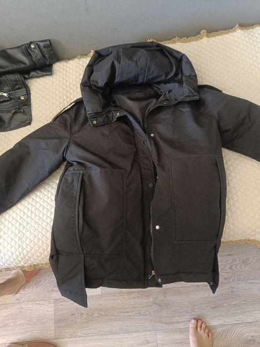 Отдам даром - женская одежда куртки