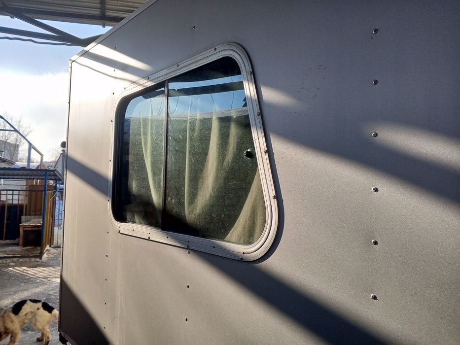 Прицеп дом на колесах