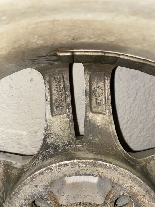 Продам диски с новыми шинами