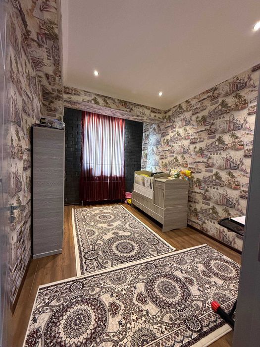 Продается квартира 202 м² 4-5 комнат в Янгиюле с евроремонтом