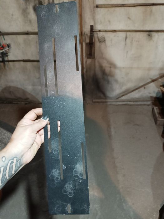 Магнитная рамка для номера.