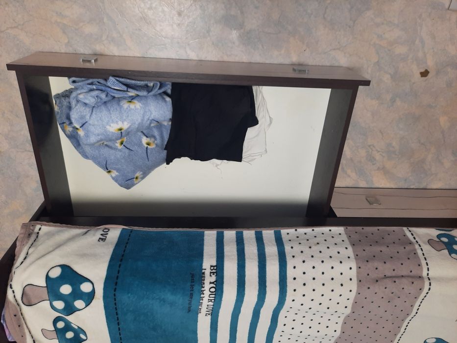 Кровать в отличном состоянии