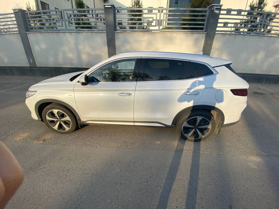 Продаётся BYD Song DMi AWD 110km Flagship