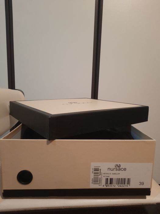 Сапоги женские весенние