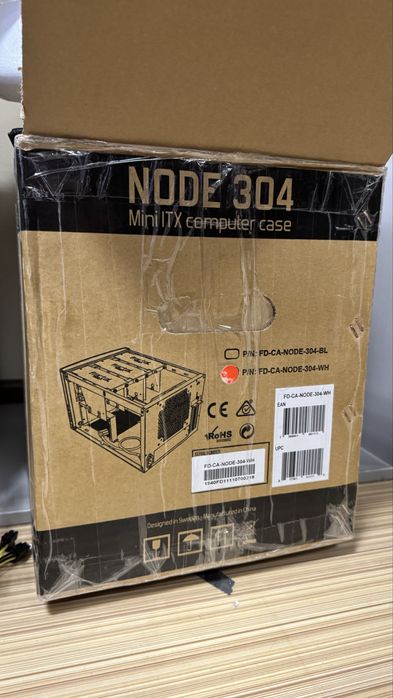 Корпус mini-ITX Fractal Design Node 304 (Черный) — Премиум компакт