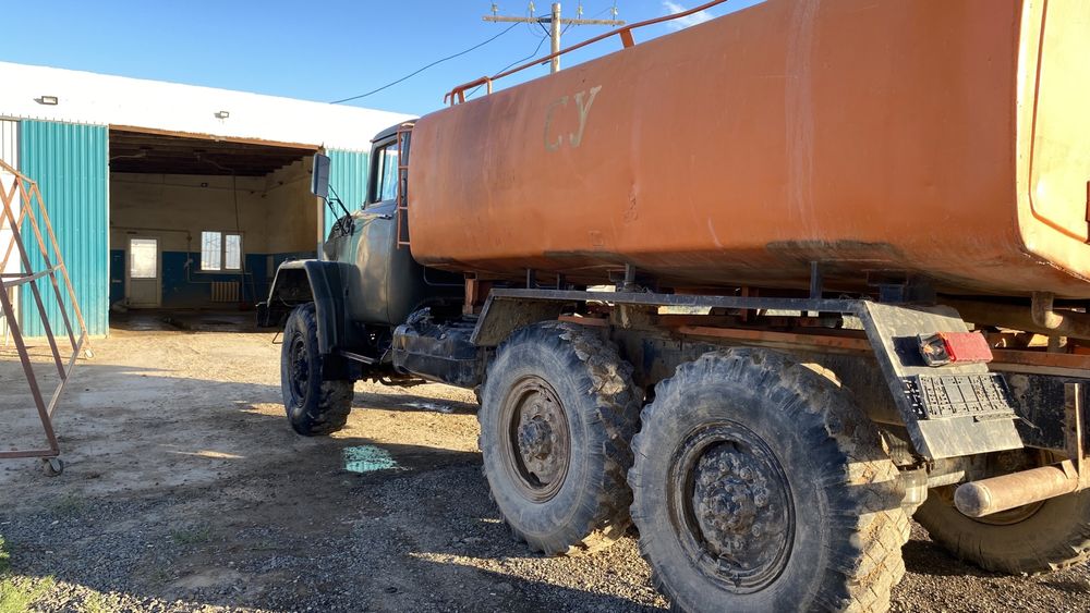 Зил 131. Водавоз