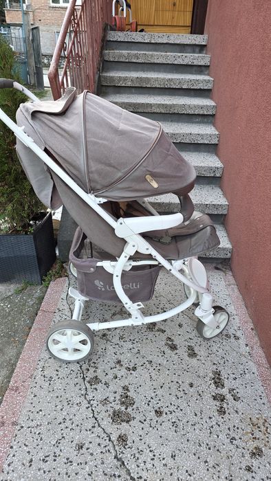 Бебешка количка lorelli
