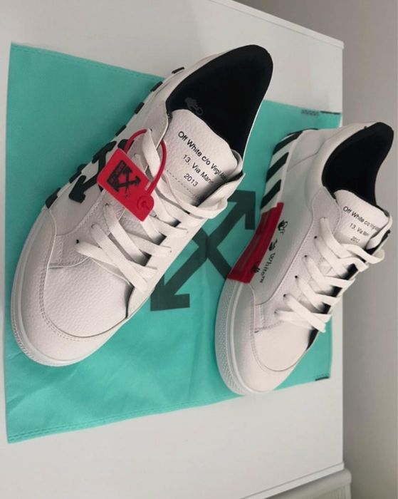 Offwhite n37, fara cutie