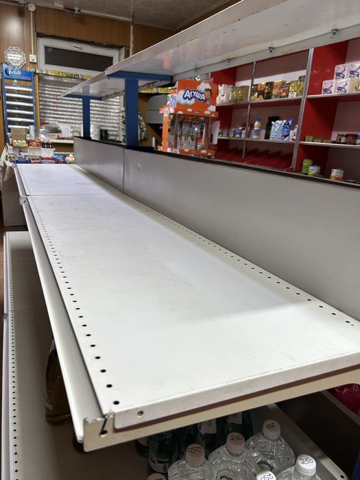 Продаются стеллажи+ холодильник