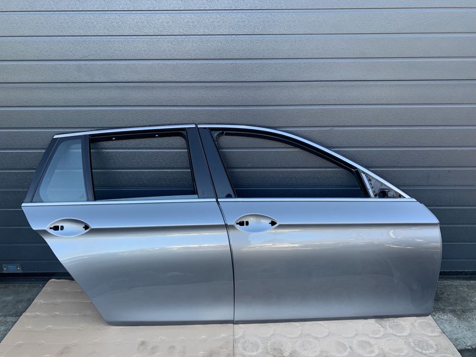 Usi / Portiere dreapta BMW Seria 5 F10 F11 2010-2016