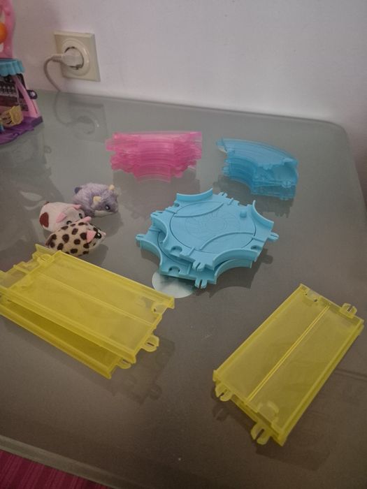 ZURU хамстери игра