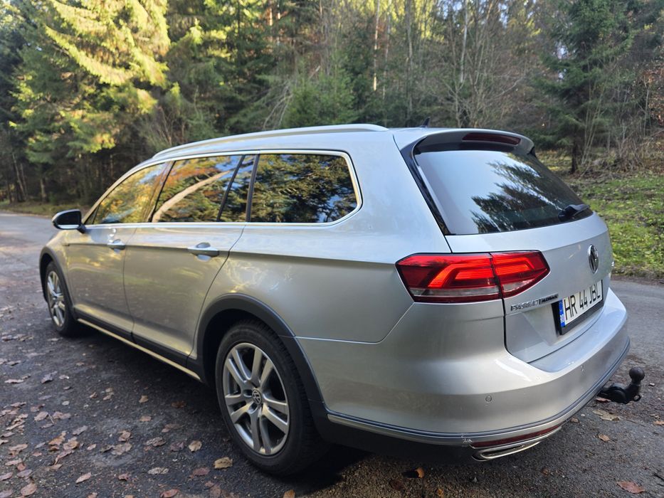 Passat B8 Alltrack an 2017 , euro 6 cutie manuală