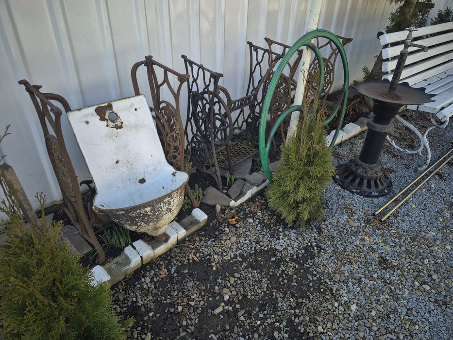 Piese diferite de fonta